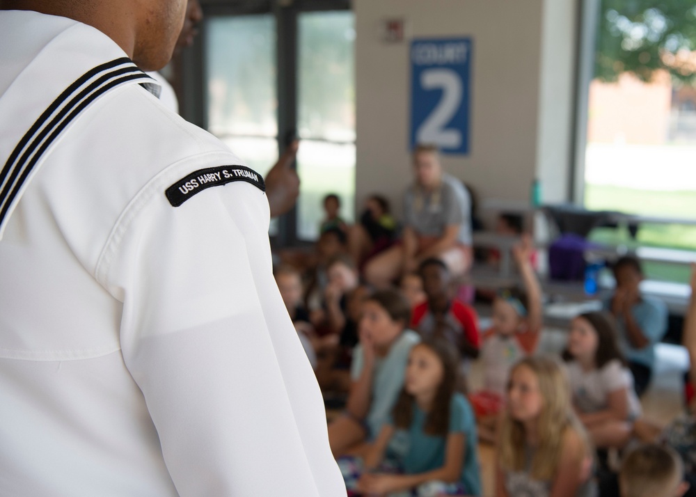 Sailors Visit YMCA Kids During Kansas City Navy Week 2021