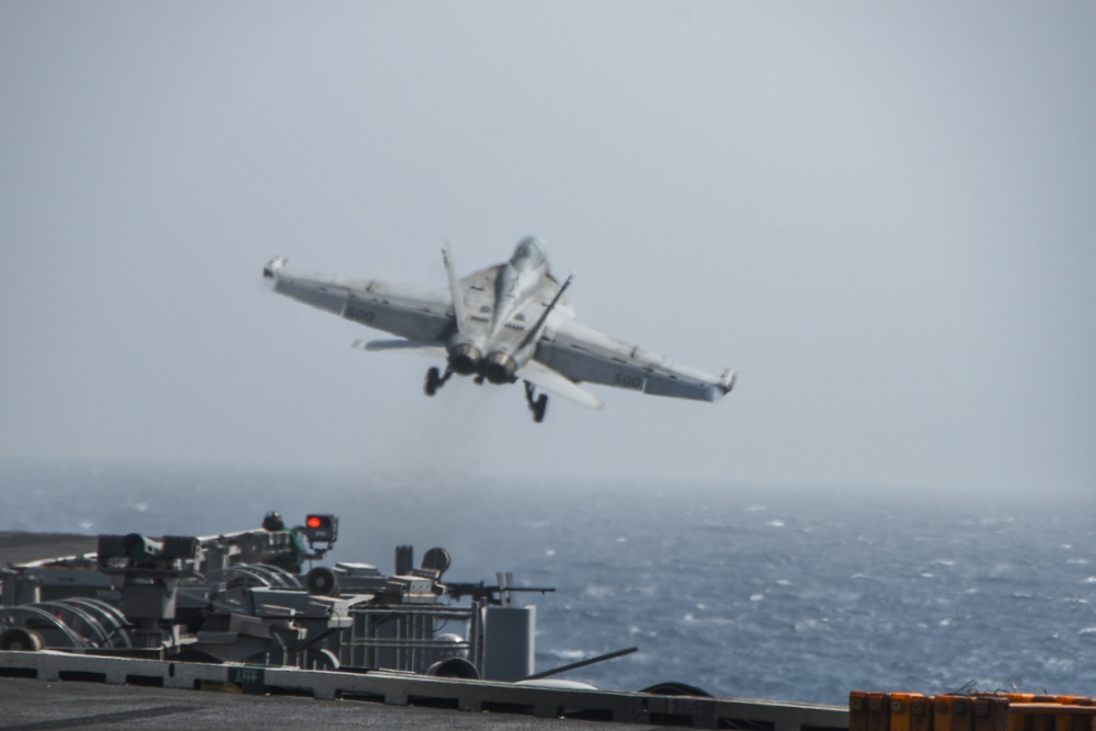 USS Ronald Reagan (CVN 76) Flight Operations