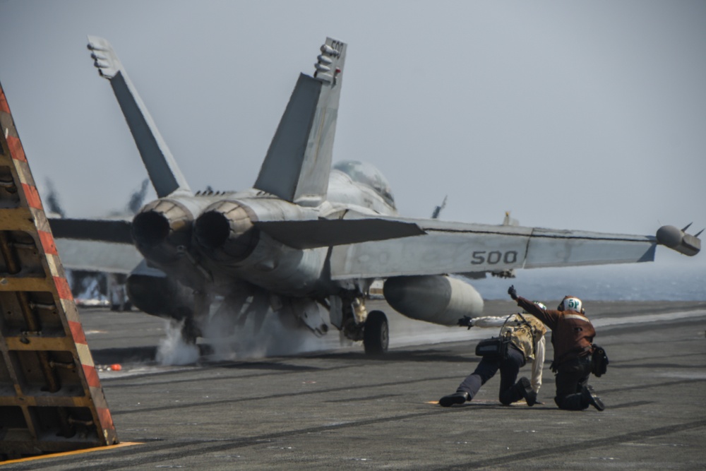 USS Ronald Reagan (CVN 76) Flight Operations