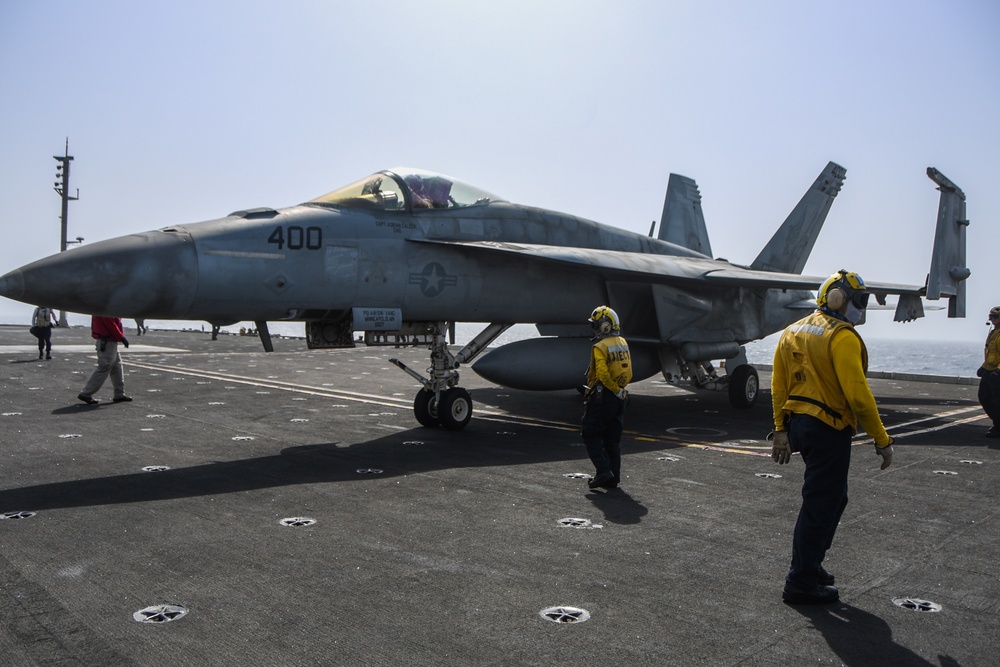 USS Ronald Reagan (CVN 76) Flight Operations