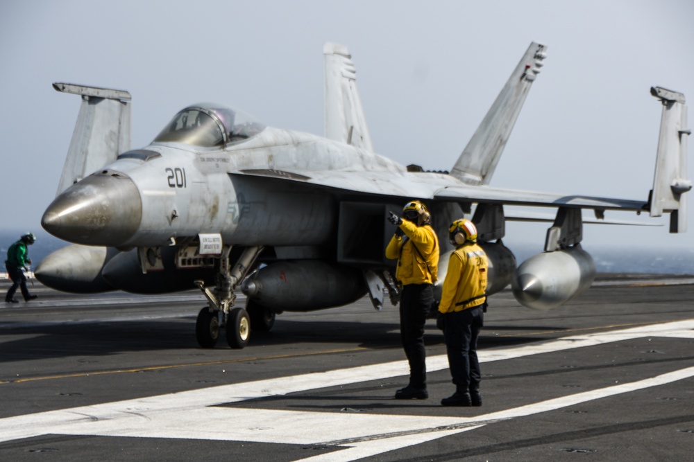 USS Ronald Reagan (CVN 76) Flight Operations
