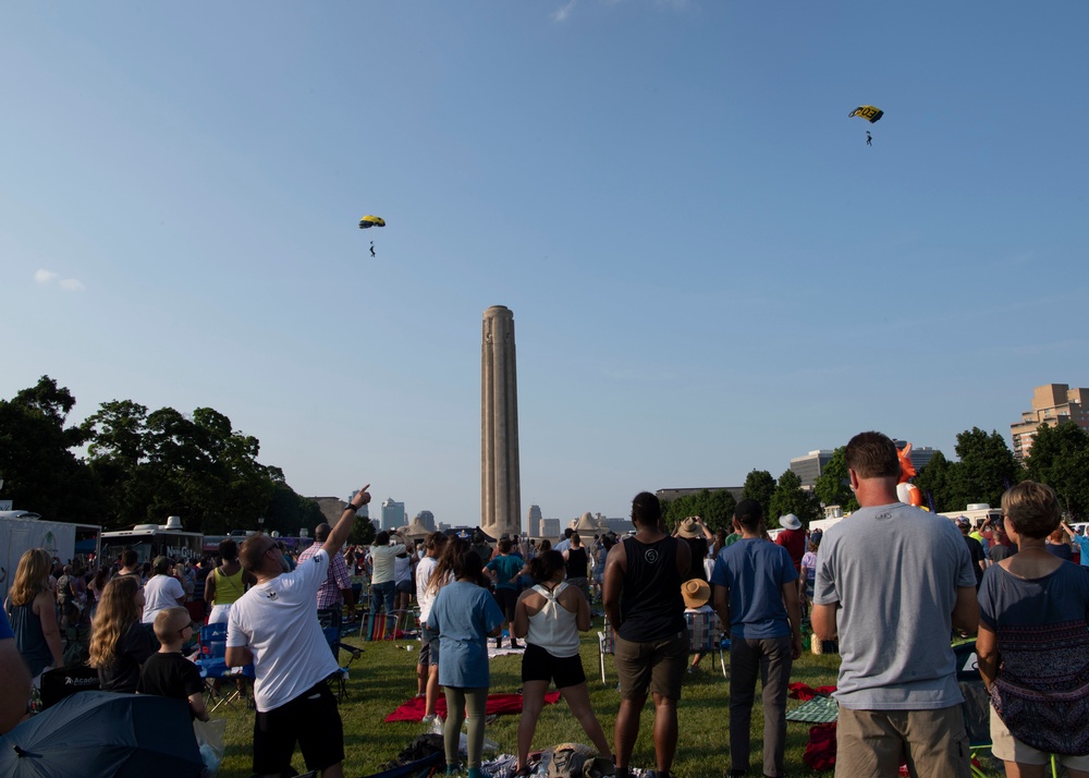 Sailors Celebrate Independence Day at National WWI Museum During Kansas City Navy Week