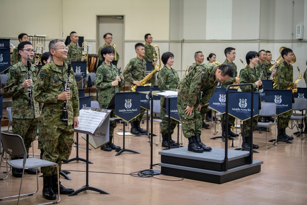 JGSDF Middle Army Band Puts on a Show