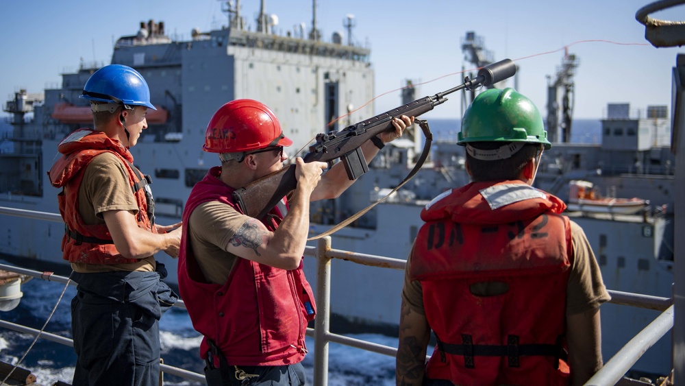 Carter Hall Conducts RAS with USNS William McLean