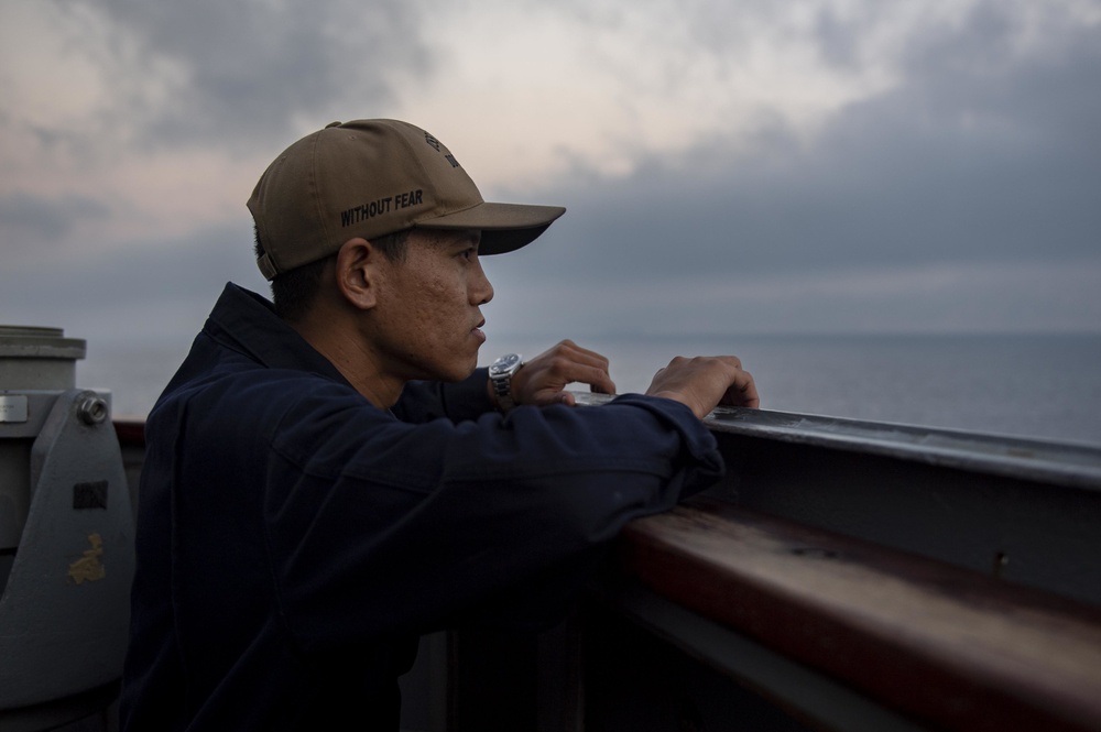 USS Laboon Transits Strait of Gibraltar