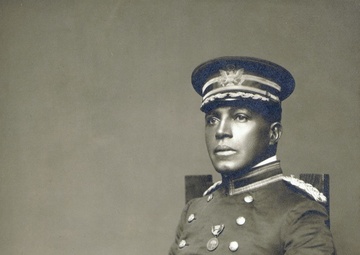 AFRL staff gives departing deputy director a special surprise