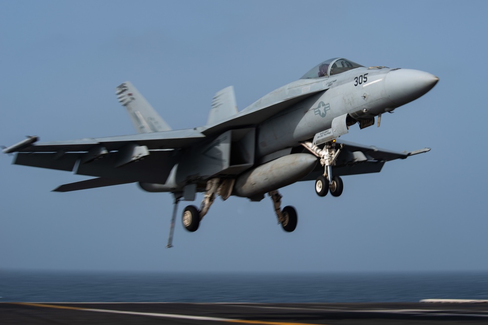USS Ronald Reagan (CVN 76) Flight Operations