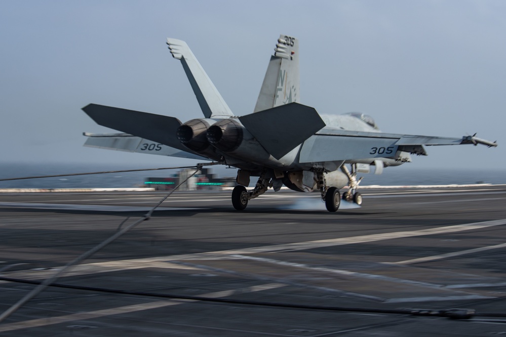 USS Ronald Reagan (CVN 76) Flight Operations