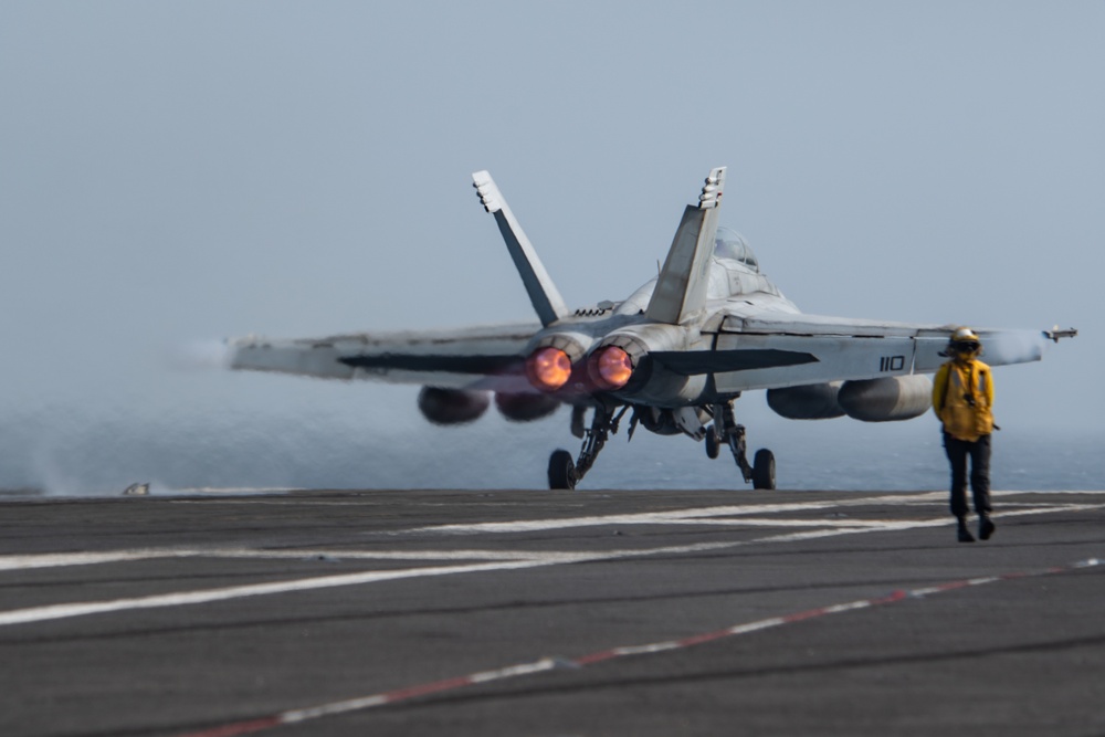 USS Ronald Reagan (CVN 76) Flight Operations