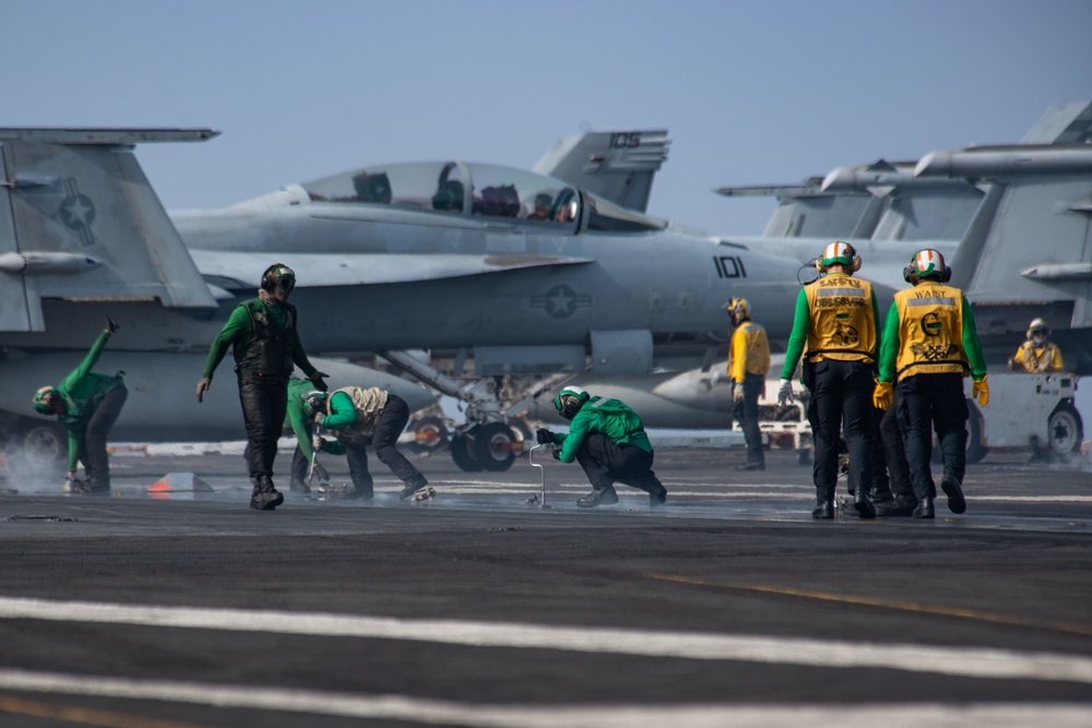 USS Ronald Reagan (CVN 76) Flight Operations