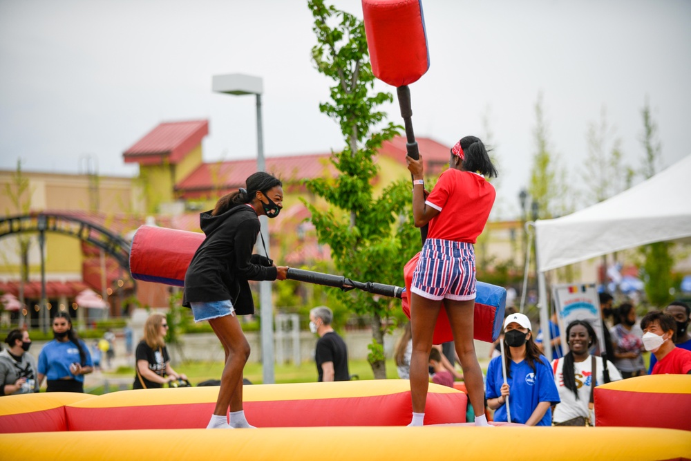 Independence Day rocks Humphreys