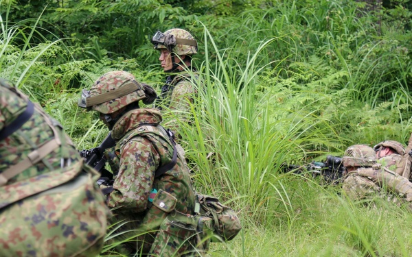 Dogface Soldiers and Japan Ground Self-Defense Force members participate in bilateral operation during Orient Shield 21-2