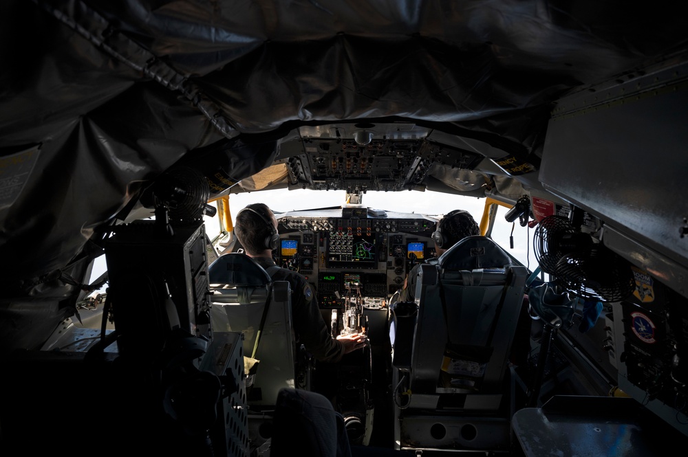 AIM HIGH Flight Academy Students fly in KC-135