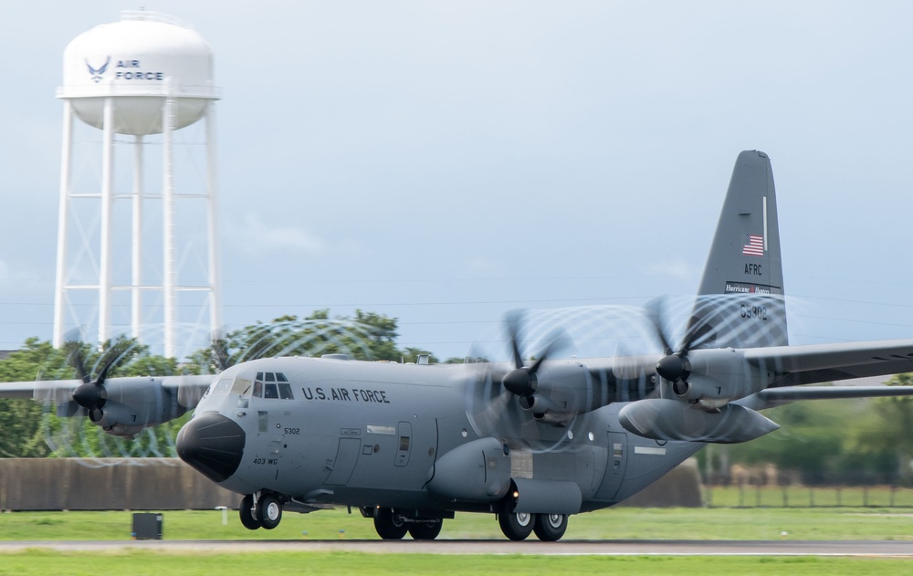Hurricane Hunters fly Elsa
