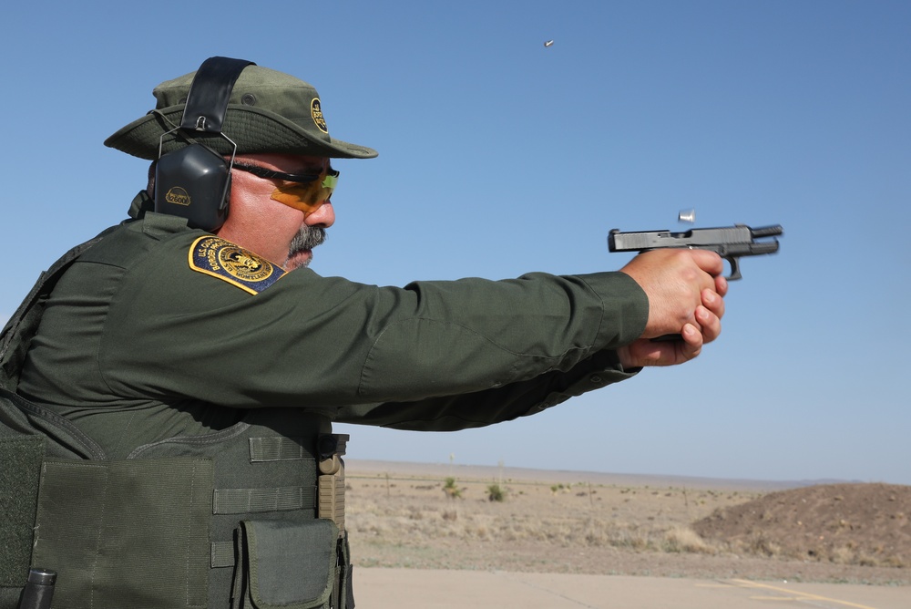 Border Patrol and Homeland Security Investigations agents conduct weapon qualifications in Big Bend Sector