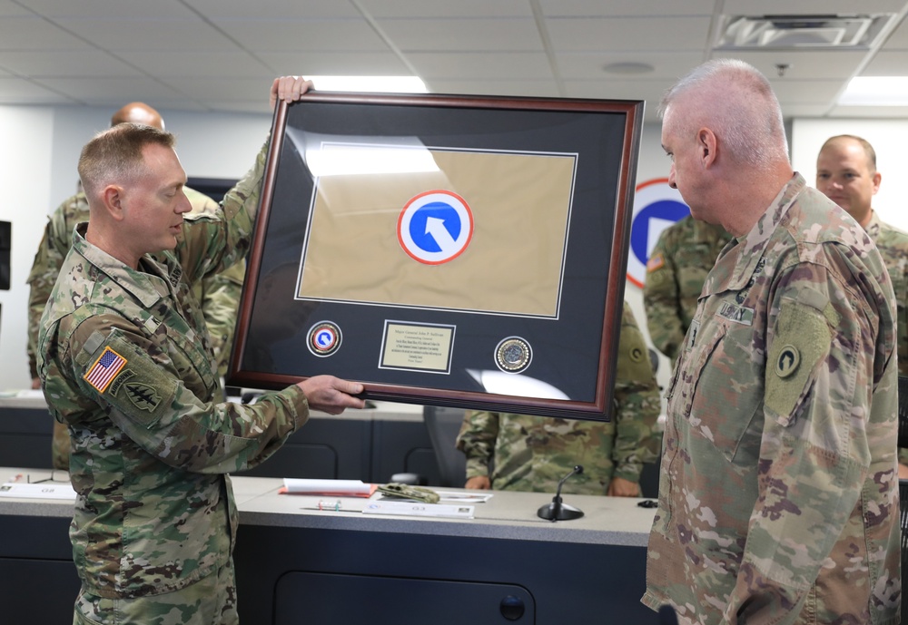 Maj Gen Sullivan Gift Presentation