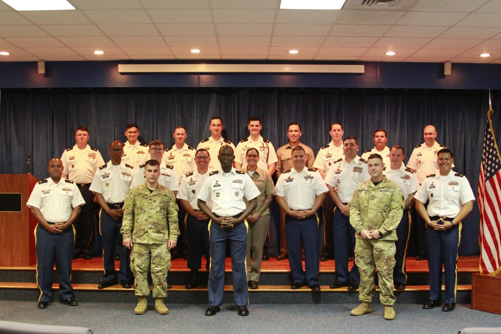 Graduating Classes of Advanced Leadership Course Cycle 05-21.