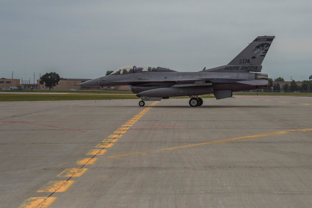 South Dakota Air National Guard and Make-A-Wish grant boy's wish to ride in a F-16