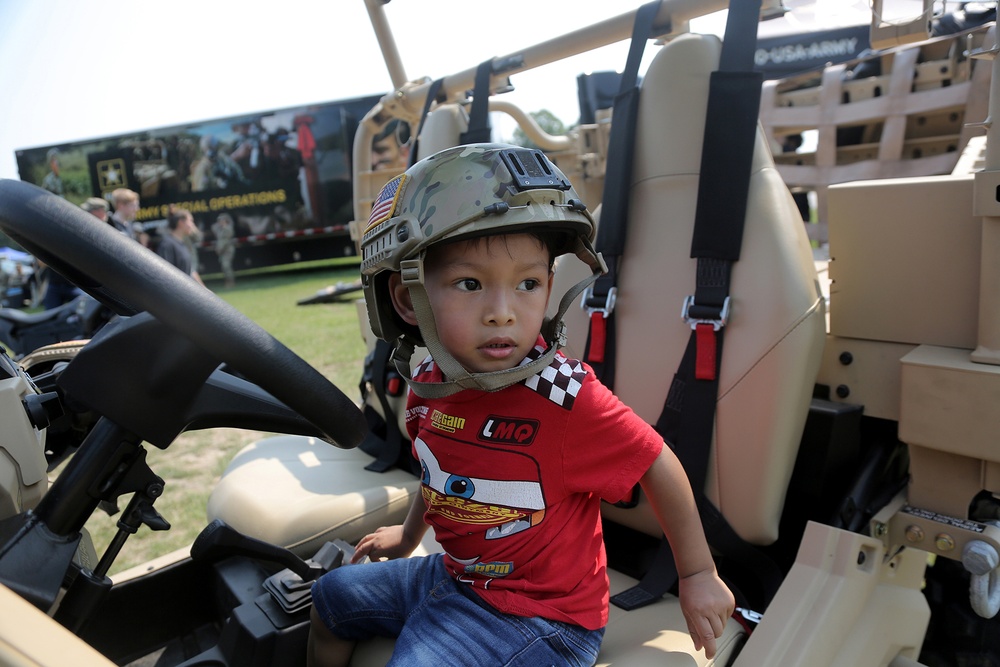 U.S. Army swears in future Soldiers during Independence Day NASCAR Cup Series