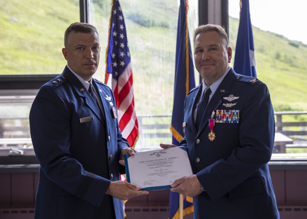 Long-time Alaska Air National Guard members retires from service