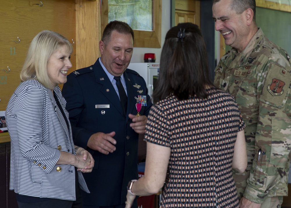 Long-time Alaska Air National Guard members retires from service