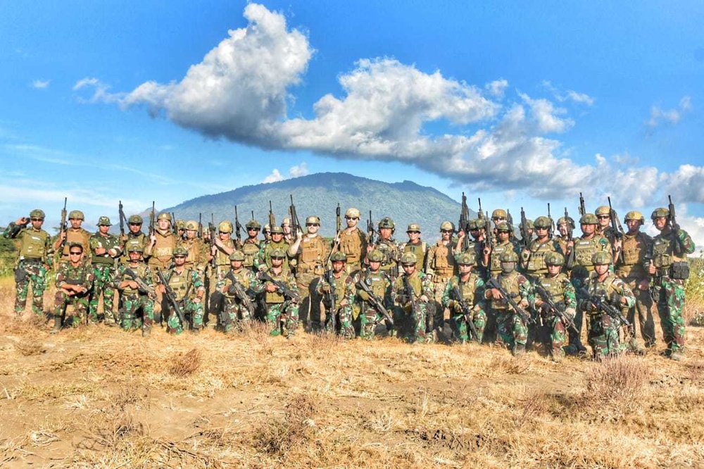 U.S. Marine Corps and Indonesian Korps Marinir Joint Training Exercise