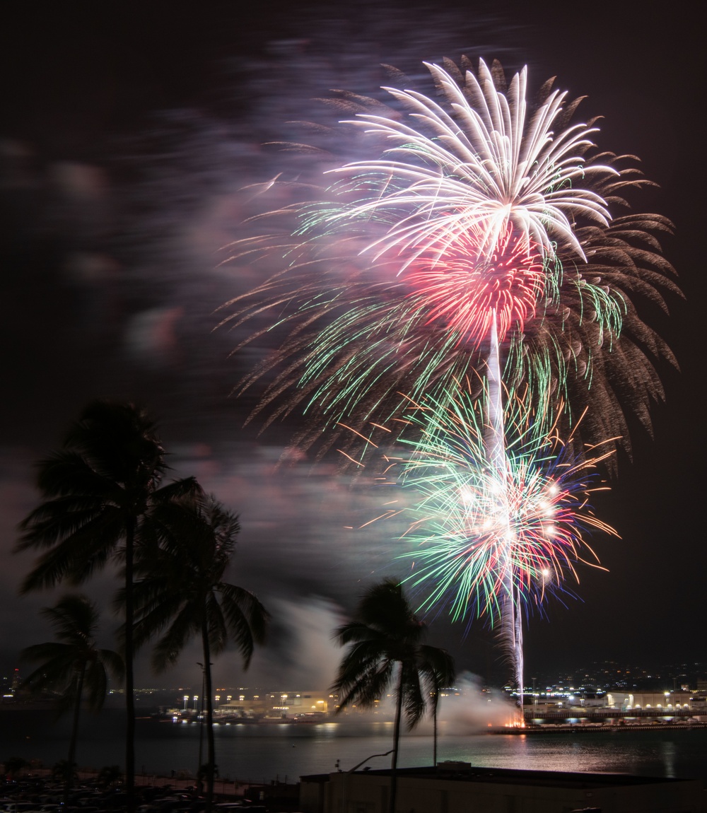 MWR Sponsors Fireworks Display For July 4th Celebration