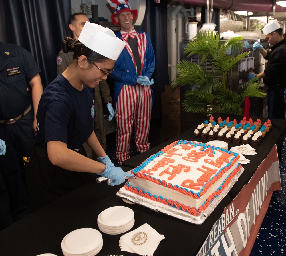 USS Ronald Reagan (CVN 76) Fourth of July