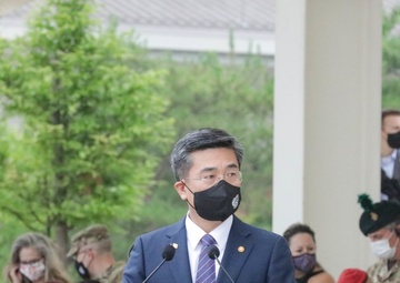 Gen. LaCamera Assumes Command of UNC/CFC/USFK