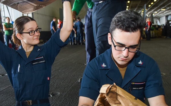 USS Ronald Reagan (CVN 76) Replenishment-at-Sea