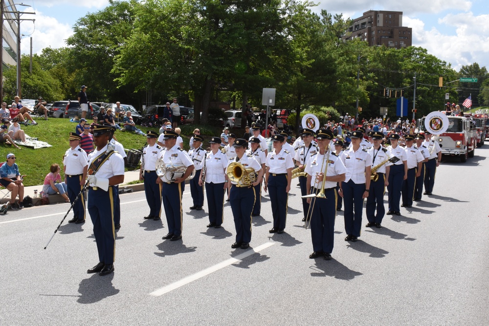 MDNG Participates in Towson 4th of July Parade