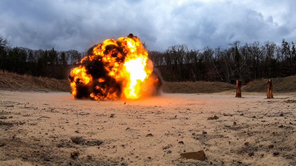 173rd BEB demolition training