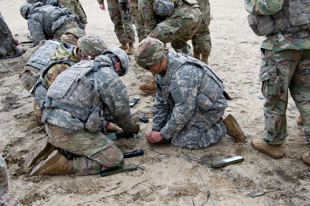 173rd BEB demolition training