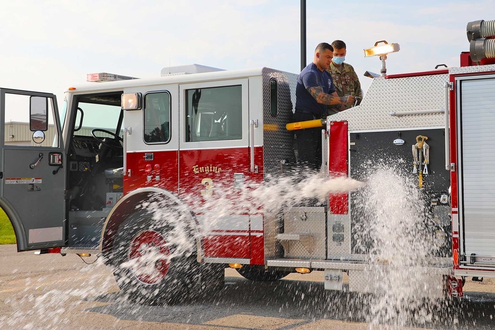 Fireman trains new recruit