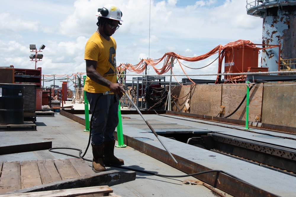 DVIDS Images Shipyard Worker Image 9 Of 9 