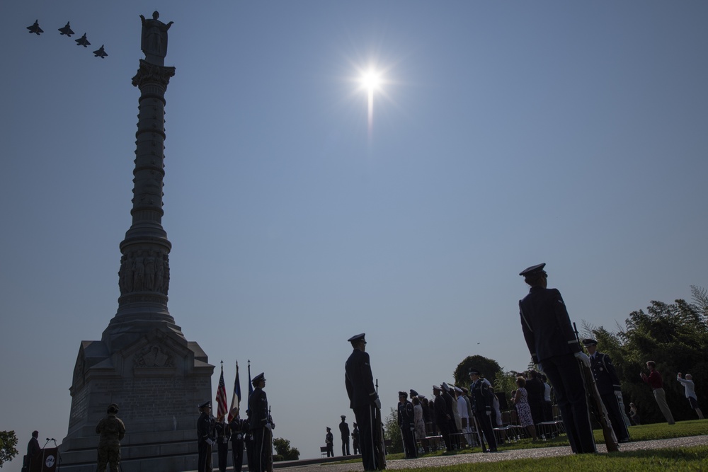 CSAF Brown, ACC welcome French Air Force