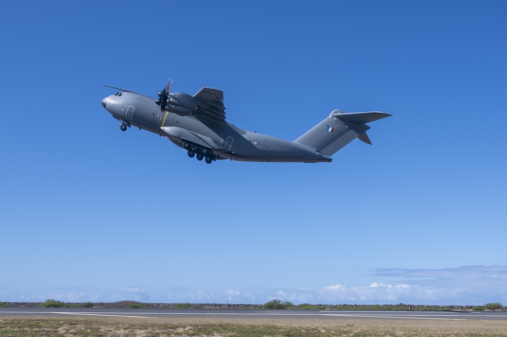 Hawaiian Raptors train with French Air Force