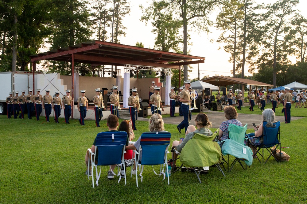 2nd Marine Aircraft Wing Band performs during Independence Day concert