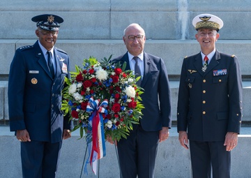 CSAF Brown, ACC welcome French Air Force