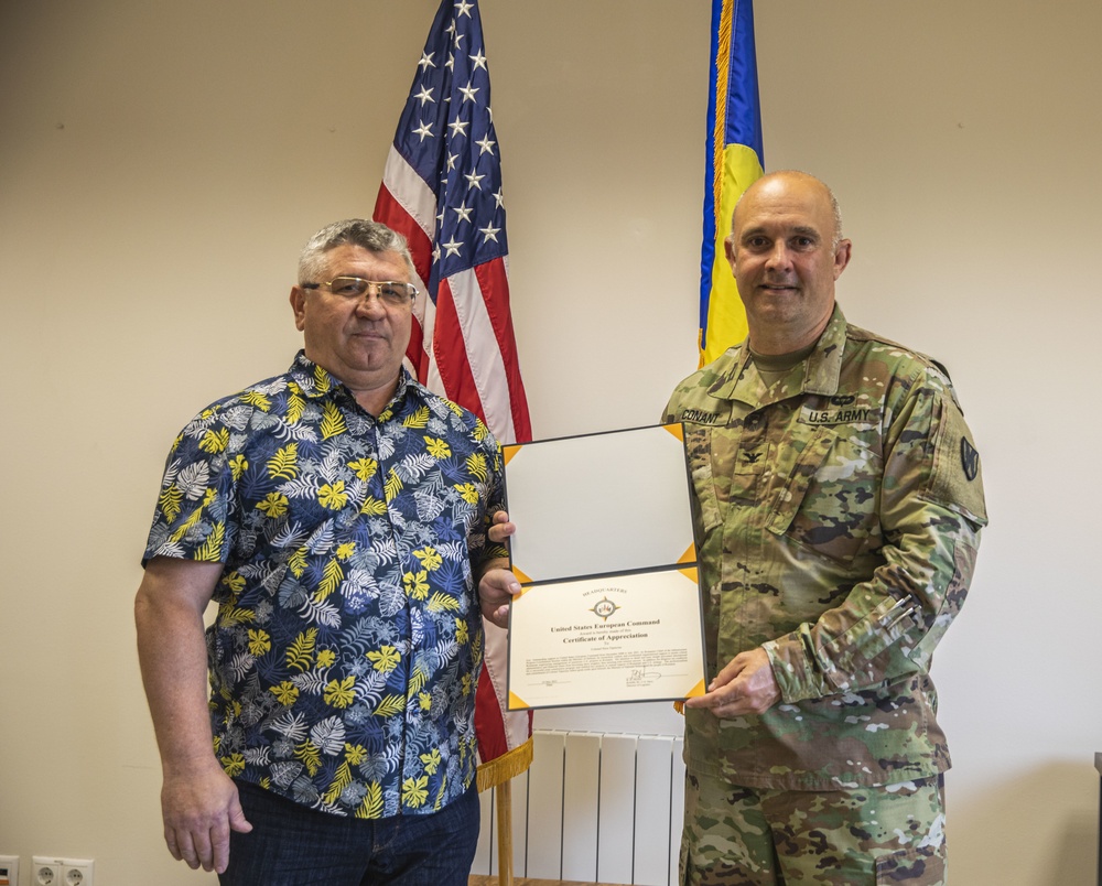 Romanian colonel receives letter of appreciation from United States European Command