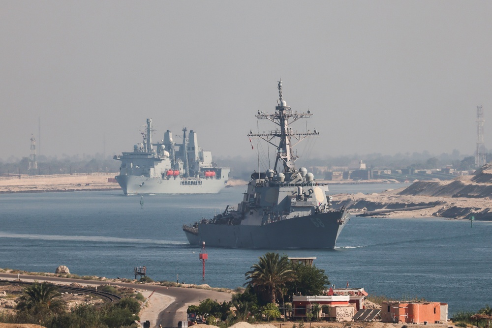 CSG-21 Transits the Suez Canal