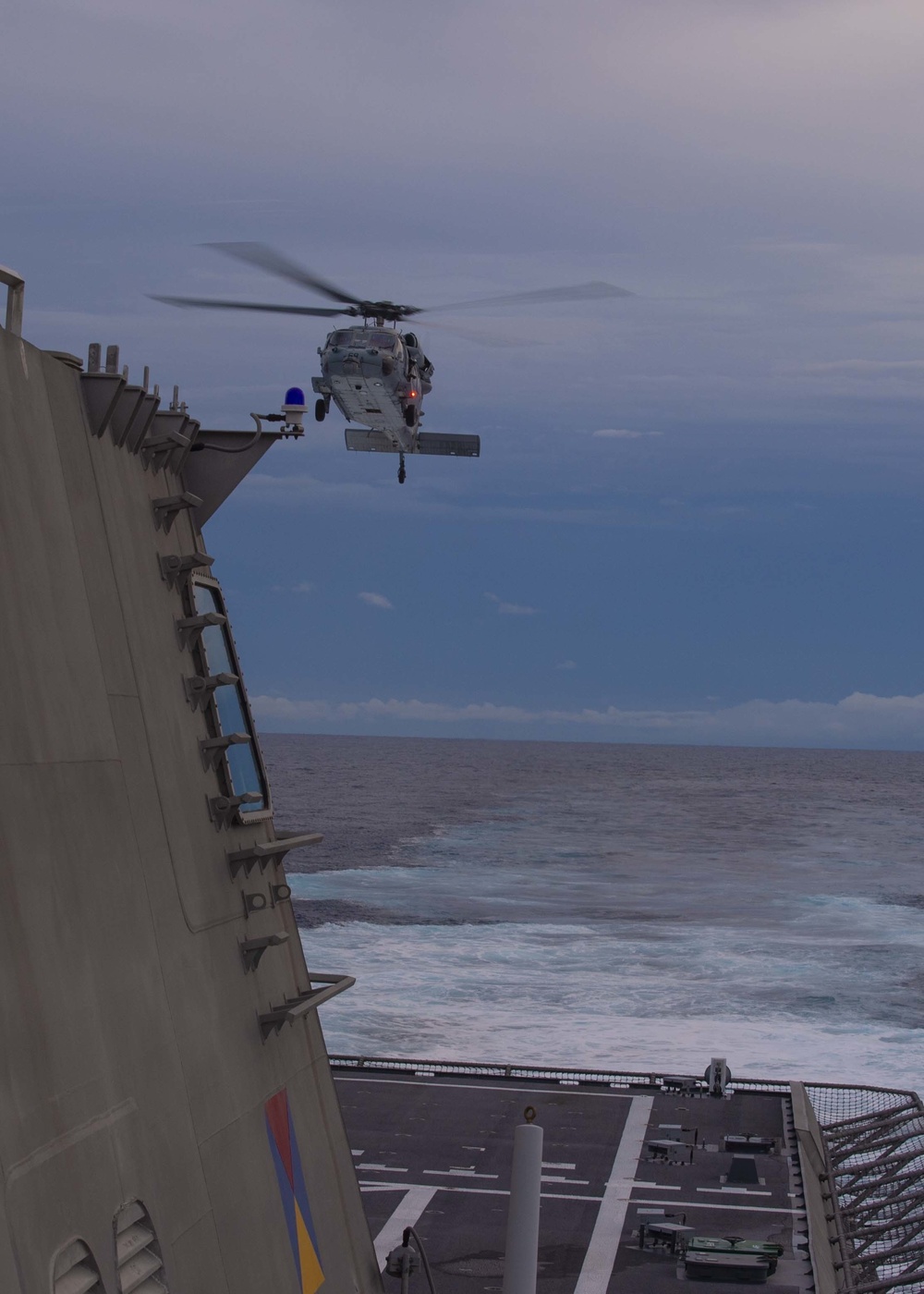 USS Tulsa (LCS 16) sails in the South China Sea