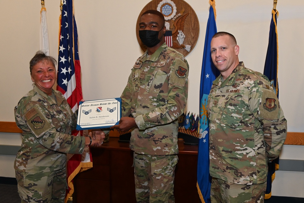 Airmen promoted below the zone