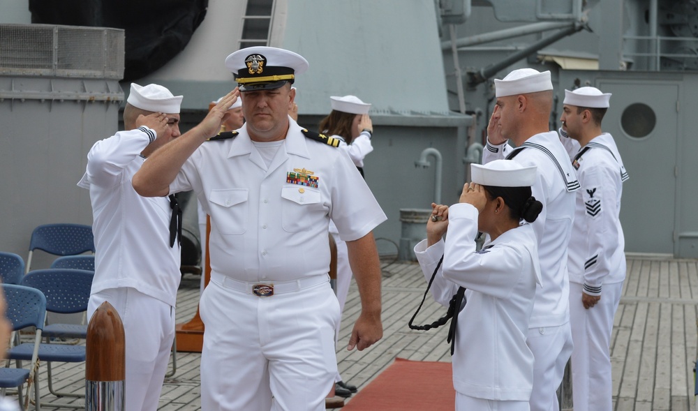 Naval Museum hosts a retirement ceremony