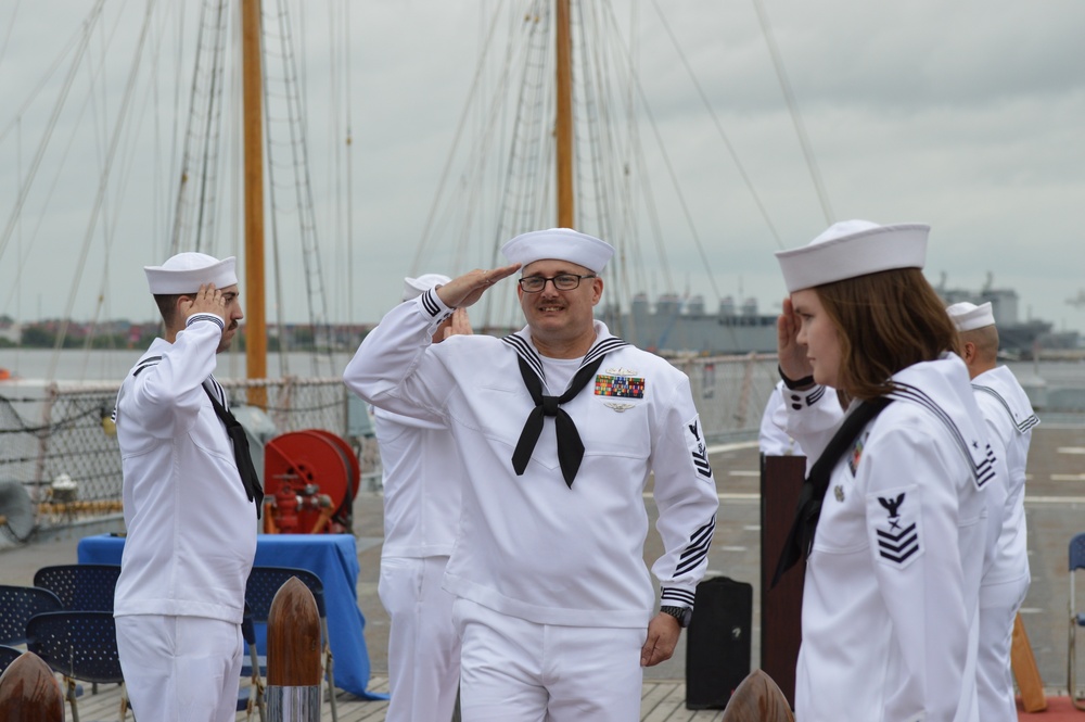 Naval Museum hosts a retirement ceremony