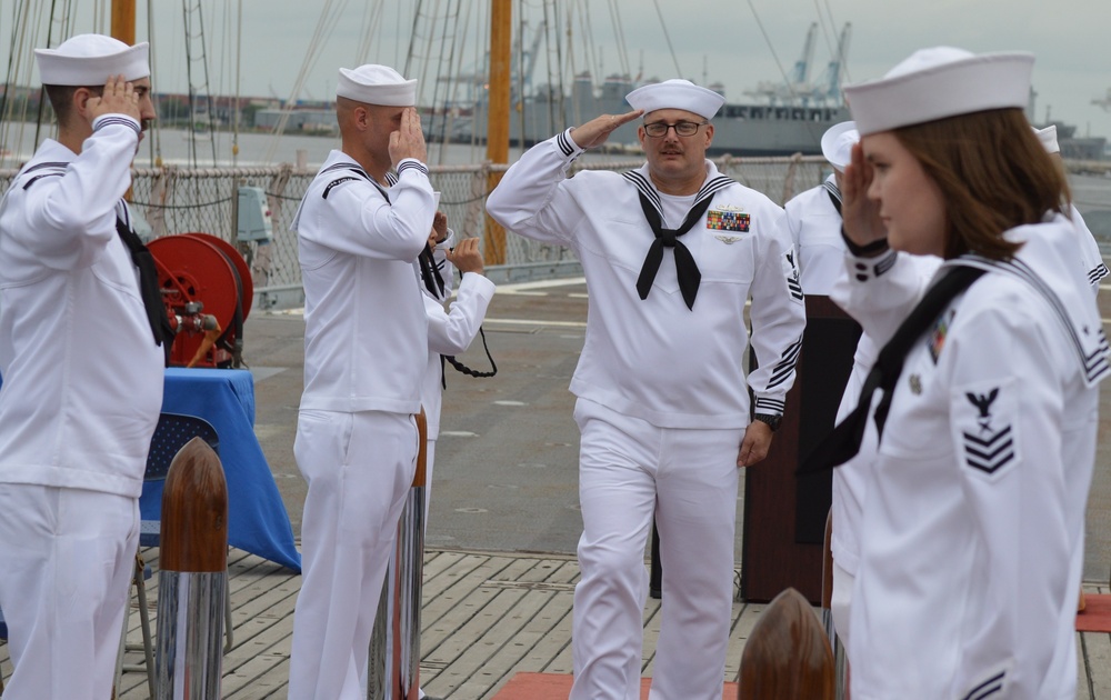 Naval Museum hosts a retirement ceremony