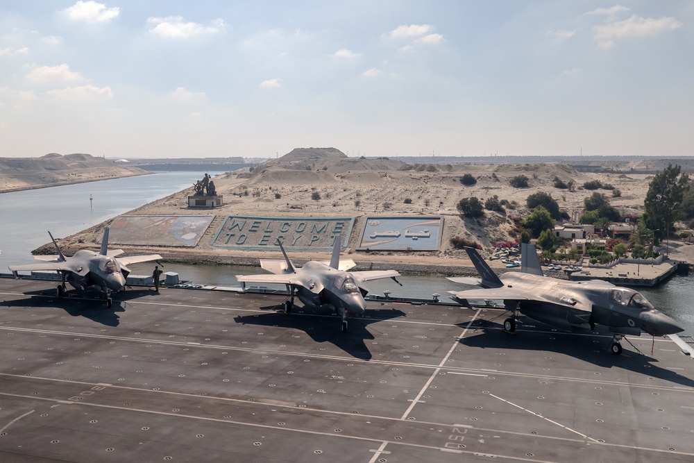 CSG-21 Transits the Suez Canal