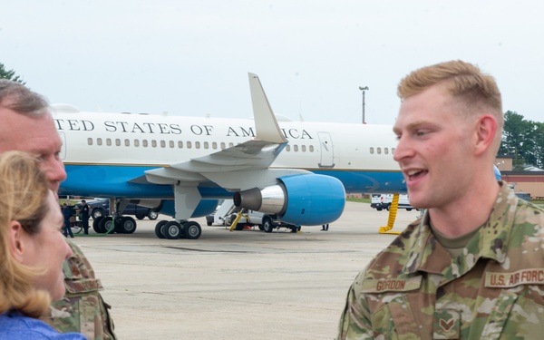 Deputy Secretary of Defense visits Pease ANGB