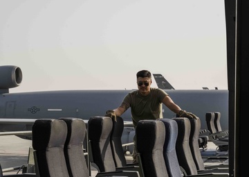 KC-10 performs dual role for AFCENT mission