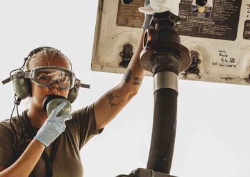 KC-10 performs dual role for AFCENT mission